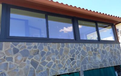 Cerramiento de ventanas PVC Rehau en Esparraguera