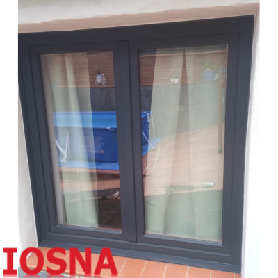 Ventana antracita en Castelldefels